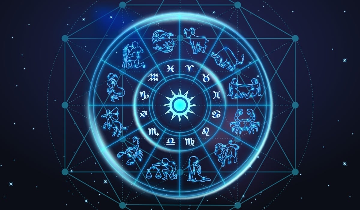 Ramalan Zodiak Cinta Besok Jumat 3 Januari 2020: Aquarius Tak Stabil, Sagittarius Sedang Tegang