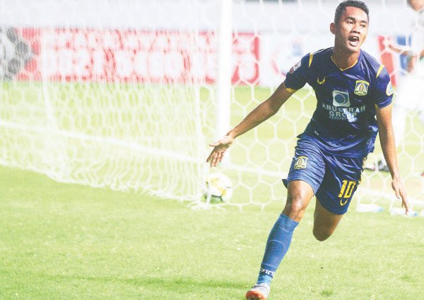 Selangkah Lagi Striker Muda ini Bereuni Bersama Gian Zola di Persib Bandung