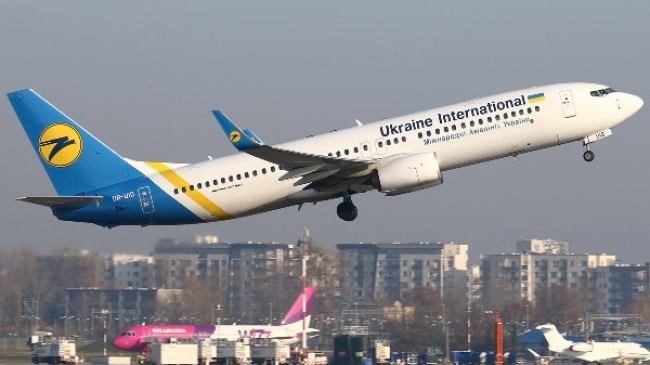 Pesawat Ukraina Dilaporkan Jatuh di Teheran Iran, Berpenumpang 170 Orang, Semua Penumpang Tewas