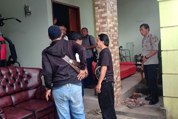 Polisi Melakukan Olah TKP di Rumah Lina Mantan Istri Sule, Buntut Laporan dari Rizky Febian