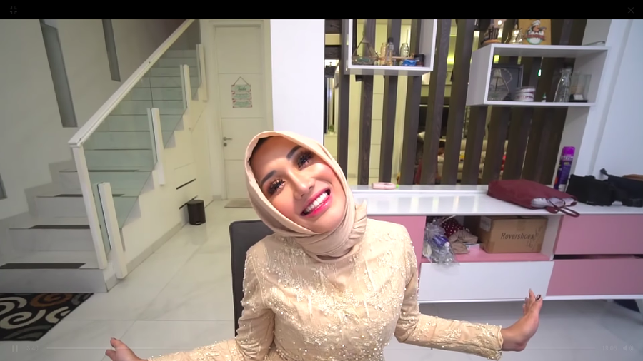 Netizen Heboh Lihat Lucina Luna Pakai Hijab 