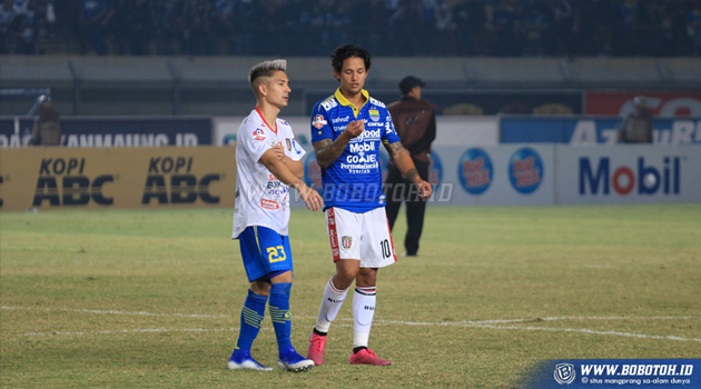 Bali United Obral Banyak Pemain Termasuk Irfan Bachdim, Sering Dikaitkan Dengan Persib Bandung Akankah itu Terjadi ??