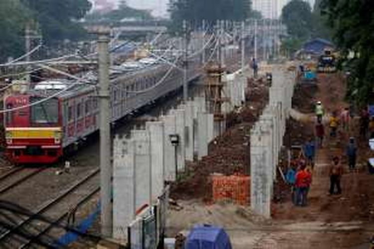 Perbaikan Listrik Aliran Atas di Stasiun Manggarai, Perjalanan KRL Jabodetabek Mengalami Gangguan