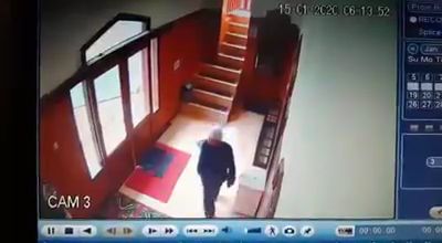 Pencuri Kotal Amal Masjid Terekam CCTV, Pelaku Bergamis dan Berpeci