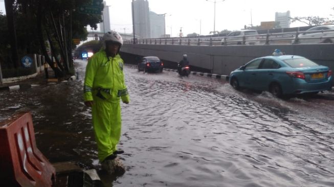 Hujan Deras Pagi Ini, Sebagian Wilayah Jakarta Banjir Lagi