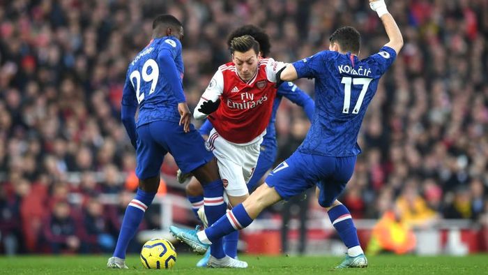 Bermain Dengan 10 Pemain, Arsenal Mampu Tahan Imbang Chelsea di Stamford Bridge