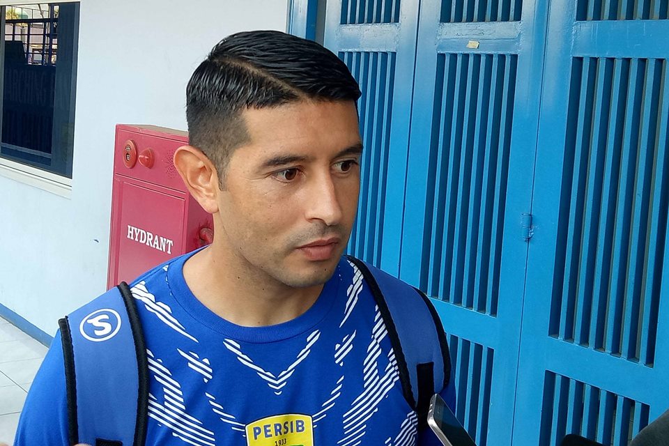 Deal, Esteban Vizcarra Perpanjang Kontrak dengan Persib Bandung, Begini Janjinya di Musim Ini