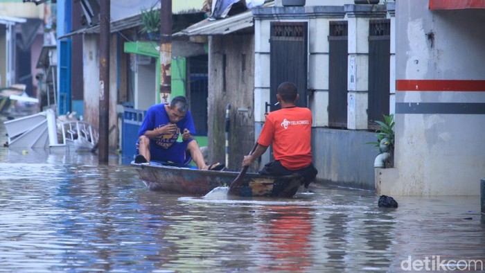Kawasan Dayeuhkolot Bandung Kembali Terendam Banjir 