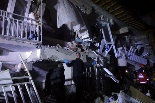 Gempa Dahsyat Turki Tewaskan 21 Orang, 3 WNI Selamat