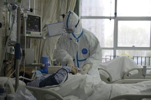 Mengganas, Virus Corona Tewaskan Dokter di Rumah Sakit China