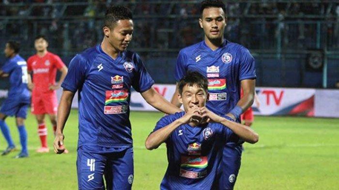 BARU MULAI Live Streaming SUPER BIG MATCH Arema FC Vs Persija Jakarta Piala Gubernur Jatim 