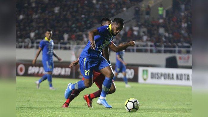 Robert Alberts Pastikan Rotasi Pemain Persib Bandung saat Lawan PSS Sleman