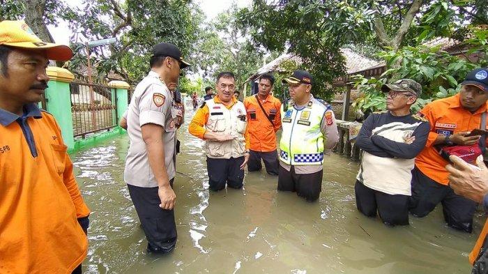 Polresta Bogor Menyiapkan Posko Kesehatan Untuk Warga Terdampak Banjir di Desa Babakanlosari