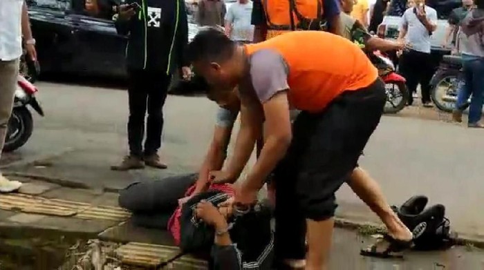Aksi Heroik Polantas Bandung Lumpuhkan 2 Pelaku Curanmor 