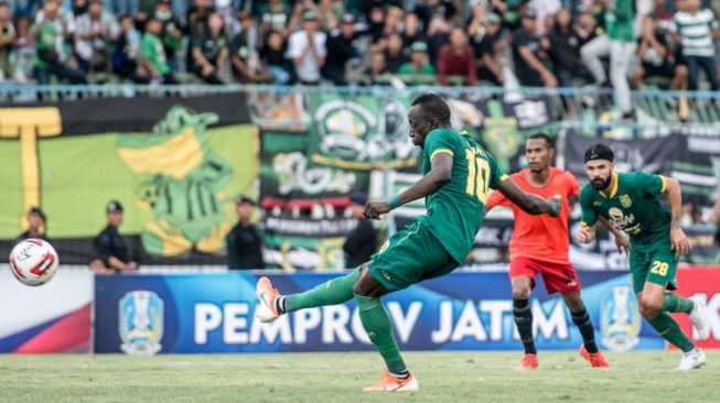 Jelang Pertandingan Semifinal Persebaya VS Arema FC, Makan Konate Bila Mencetak Gol Tidak Akan Melakukan Selebrasi Berlebihan