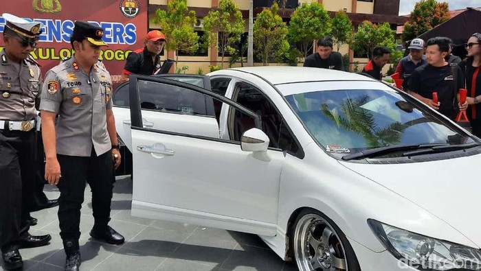 Mengaku Tidak Balapan di Underpass Bandara International Yogyakarta, 'ini Mobil Ceper' Tutur Pengemudi Mobil Putih