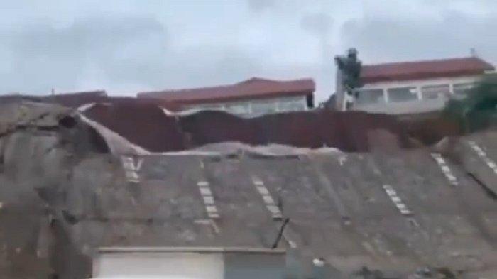 Gempa  Bumi Mengakibatkan Terjadinya Tebing Longsor di Wilayah Palasari Cijolang