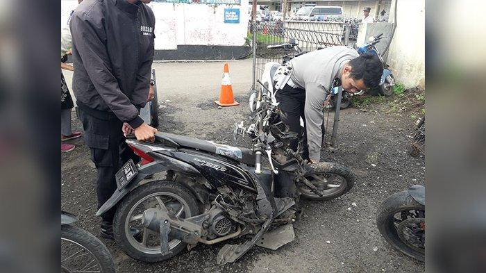 BREAKING NEWS : Motor Kecelakaan Akibat Rem Blong, 3 Orang Meninggal Dunia   