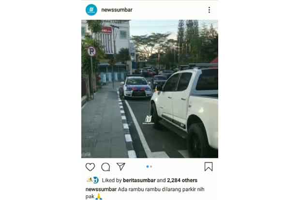 Viral, Mobil Polantas Parkir di Bawah Rambu Dilarang Parkir Bikin Macet