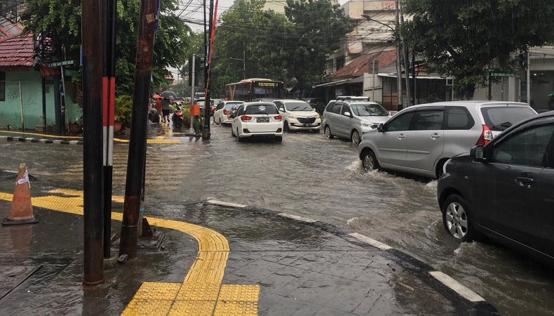 BMKG Mengeluarkan Peringatan Dini Potensi Hujan Lebat Disertai Angin Kencang yang Diprediksi Mengguyur Jakarta