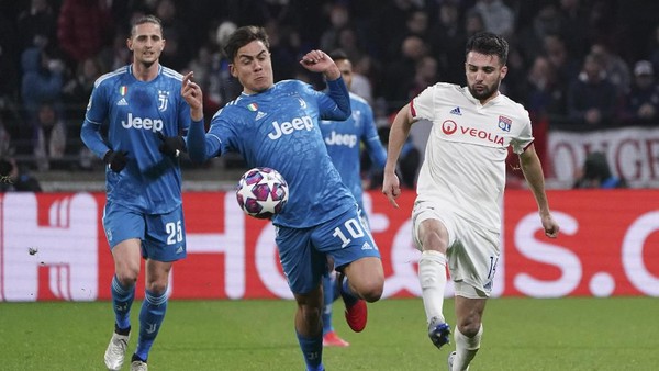 Juventus Kalah Dari Lyon Pada Leg Pertama Babak 16 Besar Liga Champions, 'Pemain Lamban Mengalirkan Bola' Tutur Maurizio Sarri