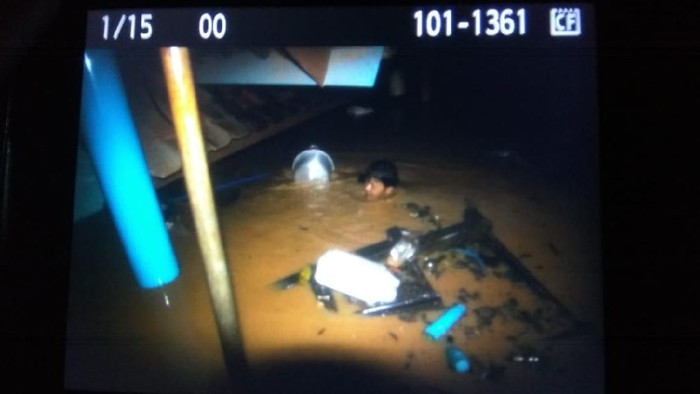 Banjir Terjang 3 RW di Jatinangor, Ketinggian Air hingga Atap 