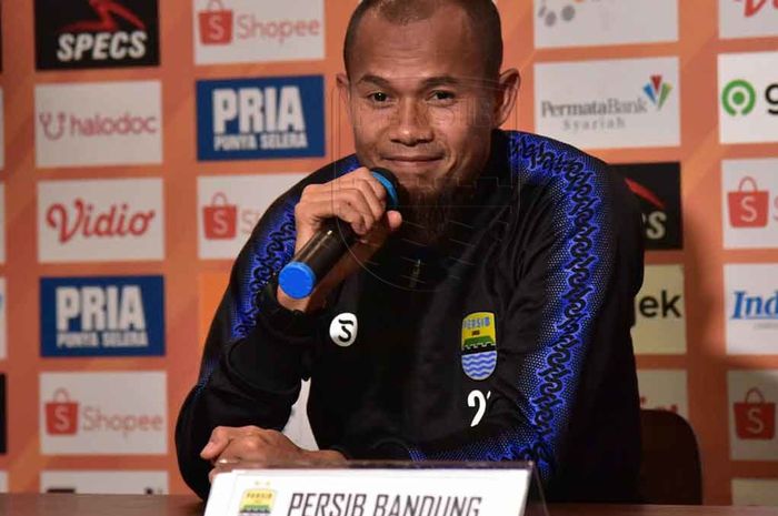 Shopee Liga 1 2020 - Kapten Persib Bandung Akui Persela Suka Bikin Repot Tim Maung, Untuk Laga Besok Begini Kata Supardi