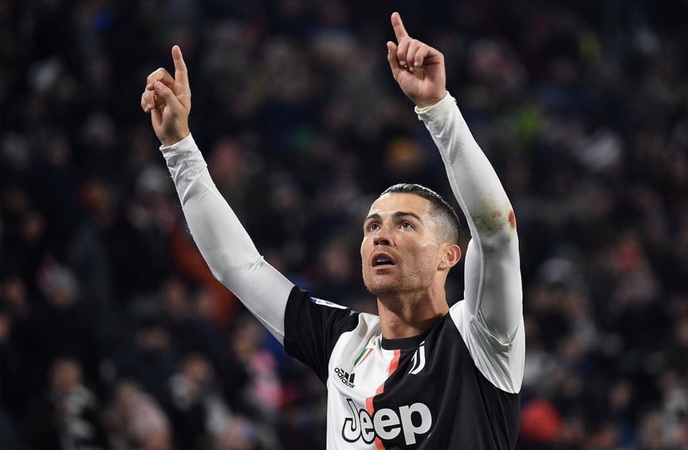 Setelah Menjenguk Ibu, Cristiano Ronaldo Langsung Berlatih Jelang Pertandingan Juventus vs AC Milan   
