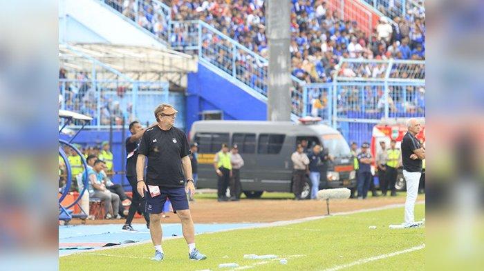 Taklukkan Arema FC, Pelatih Persib Robert Alberts Jadi Pelatih Terbaik Pekan Kedua Liga 1 2020