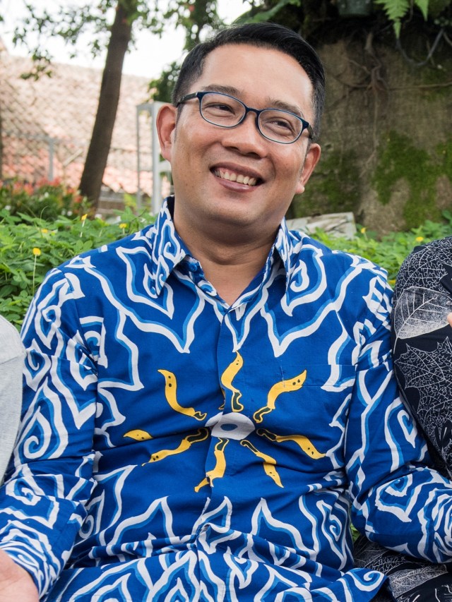 Ridwan Kamil Usul Jabat Tangan Diganti Salam Sunda Demi Cegah Corona