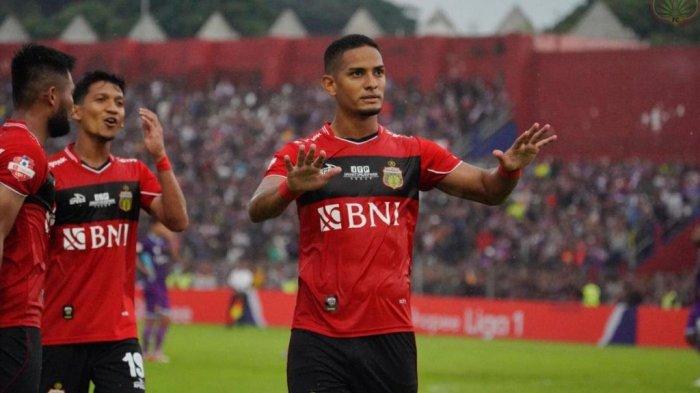 GOALL !! Live Streaming BIG MATCH - Bhayangkara FC vs Persija Jakarta, Renan Silva bawa Bhayangkara Memimpin Sementara 1-0