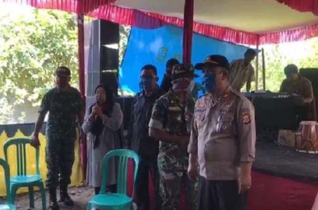 Resepsi Hajatan Warga Kabupaten Pangandaran Dibubarkan Aparat Demi Mencegah Penularan Virus Korona