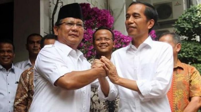 Menhan Prabowo Subianto Menuliskan Ucapan Belasungkawa Atas Meninggalnya Ibunda Presiden Joko Widodo 