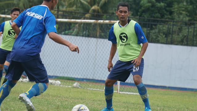 Persib Bandung Menerapkan Social Distancing Guna Mencegah Penyebaran Virus Korona, Pemain ini Tetap Menjalani Latihan
