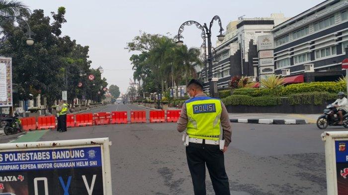 Kaji Opsi Lockdown Parsial, Bandung Tutup Sejumlah Ruas Jalan