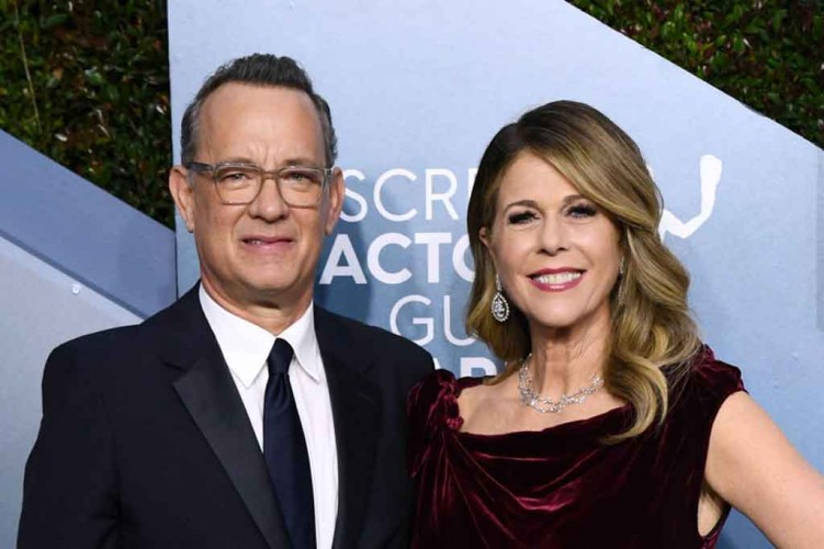 Aktor Hollywood Tom Hanks dan Istrinya, Selesai Menjalani Karanrina Selama 2 Pekan di Australia Akibat Terinfeksi Virus Korona, Sekarang Sudah Pulang Ke AS