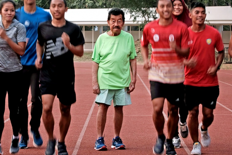 KABAR DUKA Bob Hasan, Bapak Atletik Indonesia Tutup Usia