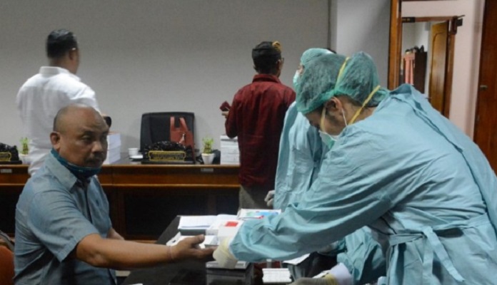 39 Orang Anggota DPRD PProvinsi Bali Melakukan Rapid Test Virus Korona, Semuanya Dinyatakan Negatif