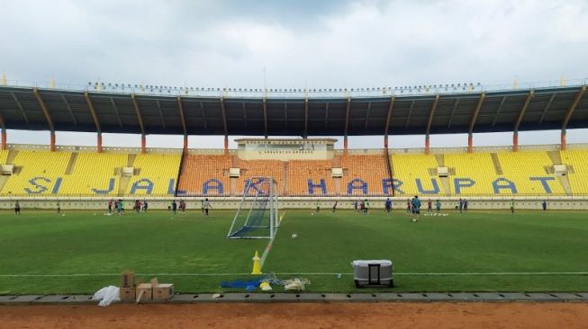 Ditolak Warga, Rapid Test Corona Bandung Pindah ke Stadion Si Jalak Harupat