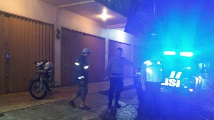 Masih Saja Ada Warga Sukabumi yang Berkerumun di Luar Rumah, Polisi Langsung Bubarkan 