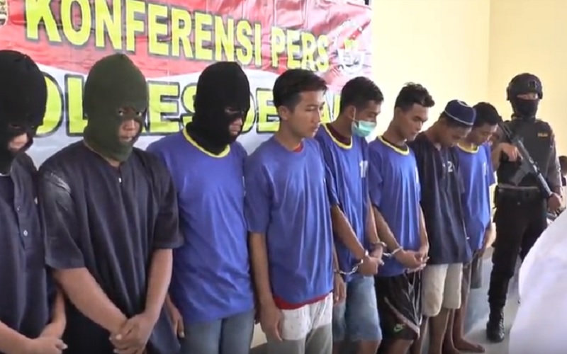 Berlagak Seperti Geng Motor, 8 Pemuda yang Terpengaruh Miras Membacok Pengendara yang Melintas di Jalur Pantura Semarang-Purwodadi