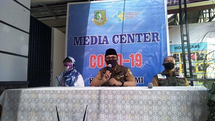 Pusat Informasi dan Koordinasi Covid-19 Kabupaten Sukabumi Menyebutkan Terdapat 4 Orang PDP Virus Corona Meninggal Dunia,  Bukan Karena Virus Corona