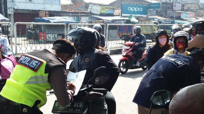 PSBB Bandung Raya Hari Pertama, Ini Pelanggaran yang Banyak Ditemukan Petugas di Cek Poin Cicaheum