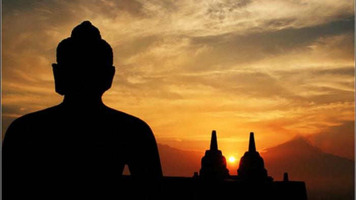 Perayaan Hari Raya Tri Suci Waisak Tahun ini Berbeda Dengan Tahun - Tahun Sebelumnya, Menag Apresiasi Umat Buddha Gelar Perayaan Waisak Secara Sederhana