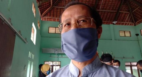 Rektor Universitas Alma Ata Yogyakarta Berpenda[at Terkait Adanya Isu Pemerintah yang Akan Melonggarkan PSBB, 'Kelonggaran PSBB Bisa Berdampak Buruk'