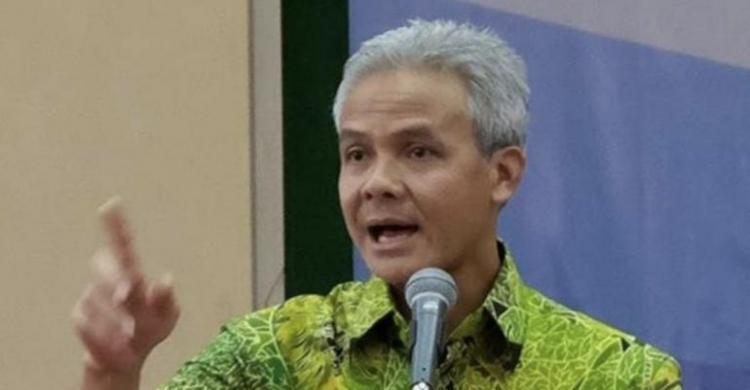 Para Dokter yang Berstatus PNS Menolak Usulan Gubernur Jateng Potong Gaji 50%