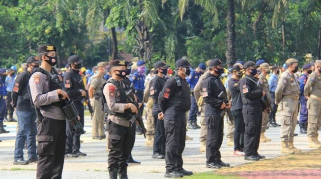 Ratusan Personel Bakal Bubarkan Kerumunan Warga DKI di Malam Takbiran