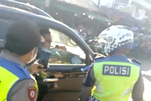 Viral! Ditegur agar Pakai Masker, Anggota Polrestabes Bandung 'Ngamuk' di Ciparay