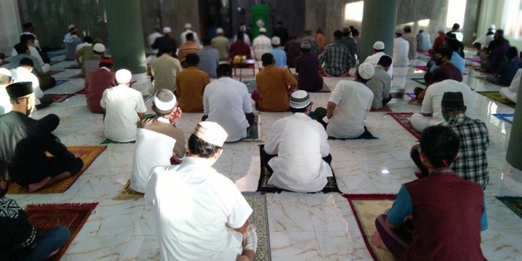 New Normal Diterapkan Di Indonesia dan Masjid Kembali Dibuka, Begini Tanggapan MUI