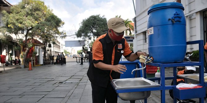 Wali Kota Semarang Memastikan Siap Menyambut New Normal di Tengah Pandemi Virus Corona. 'Perketat SOP Kesehatan di Daerah Industri hingga Restoran'